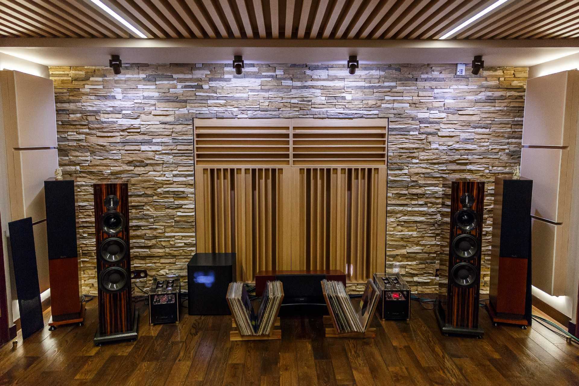 Что нужно для создания идеальной комнаты для прослушивания музыки для меломанов | культура 2022