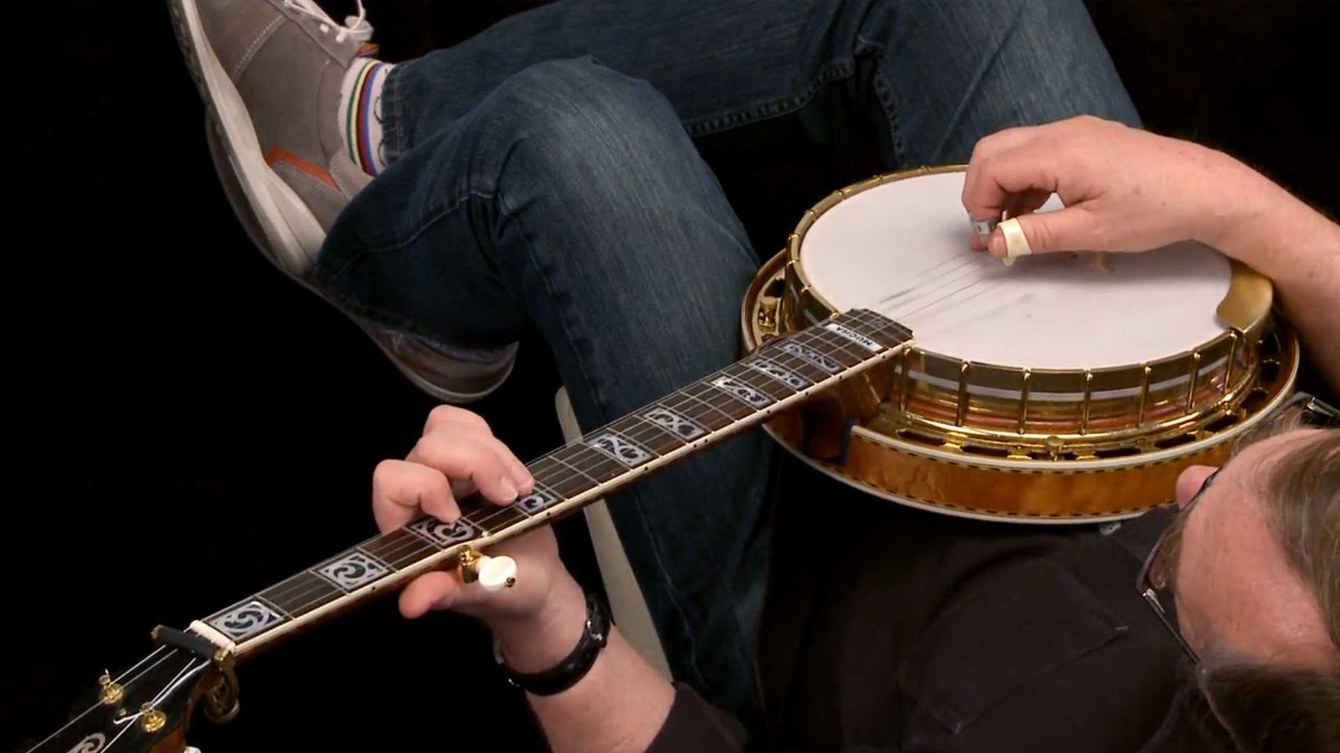 Как играть на банджо: 12 шагов (с иллюстрациями)