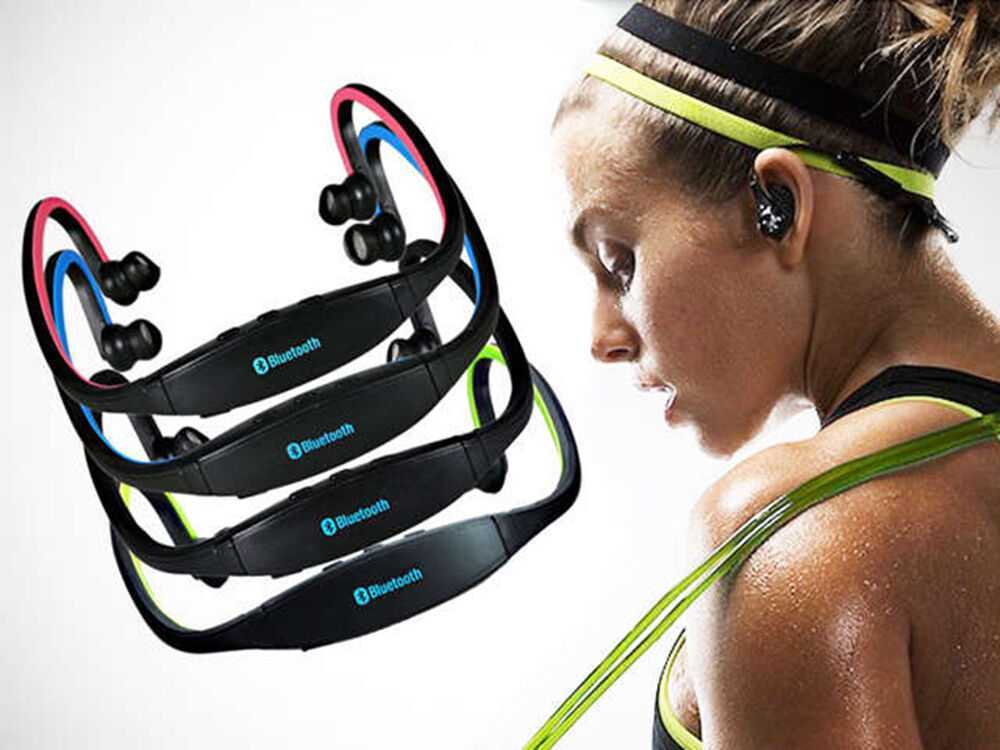 Sports headset. Спортивные наушники. Наушники для бега. Спортивные наушники с микрофоном. Спортивные наушники для бега Bluetooth.