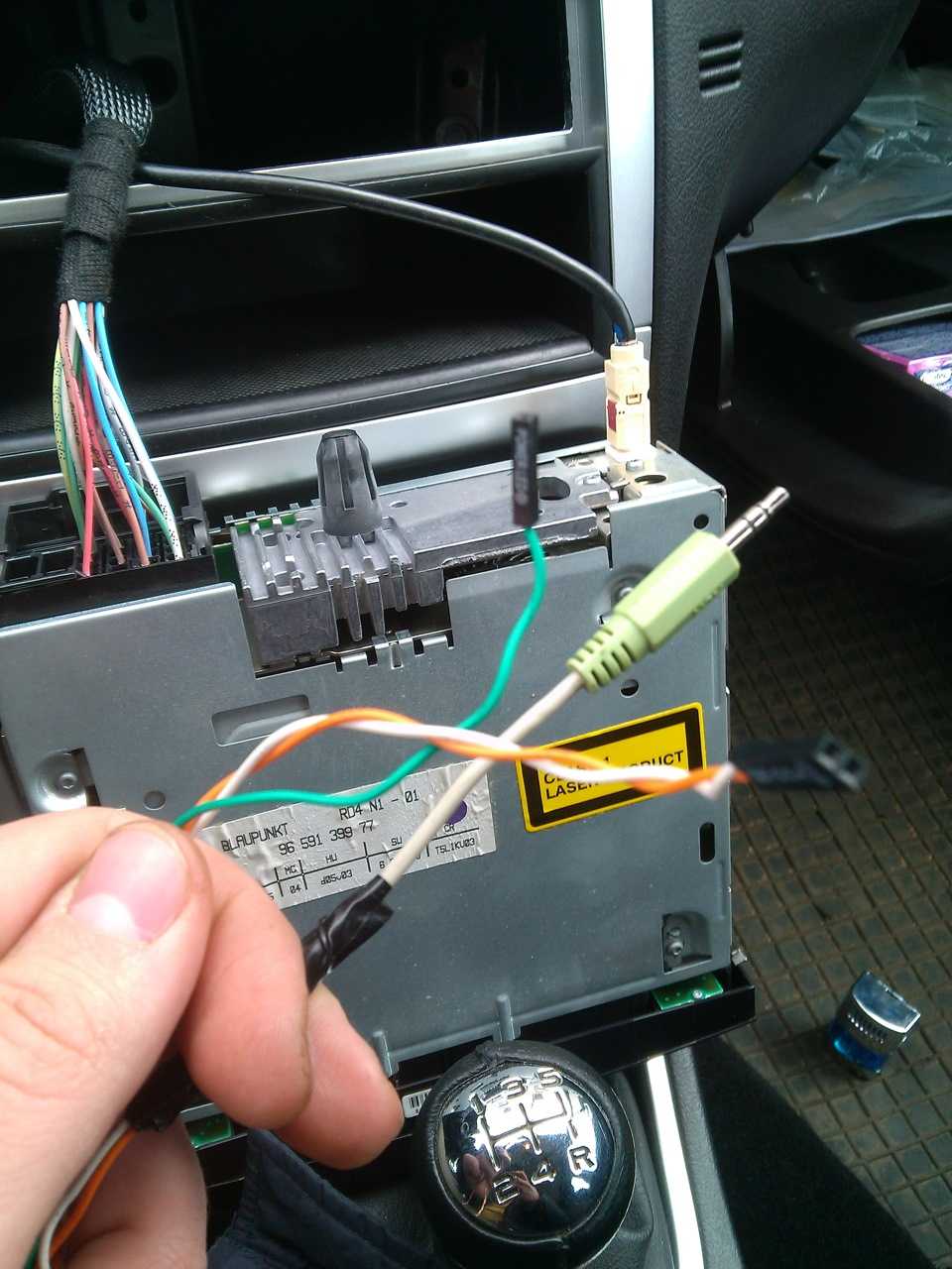 Что делать, когда ваш автомобильный радиоприемник внезапно перестал работать