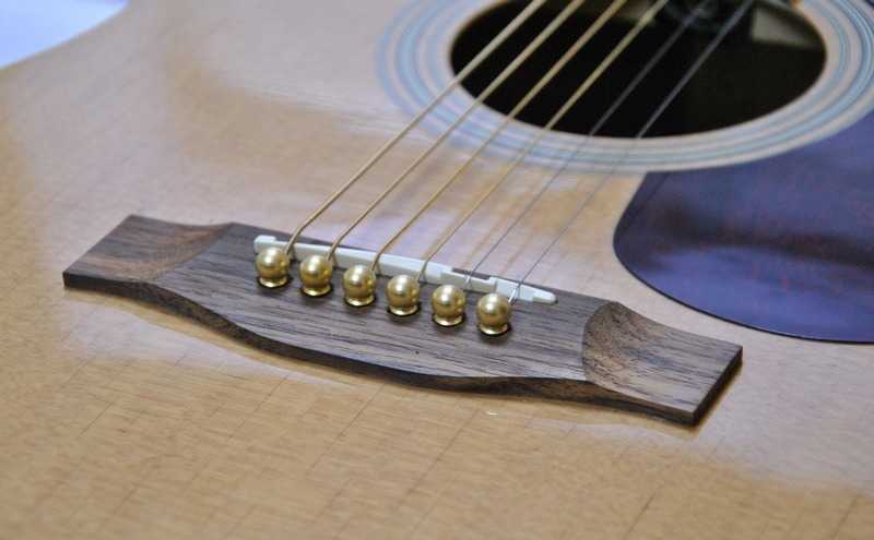 Статья о Двенадцатиструнной гитаре на что обратить внимание при выборе